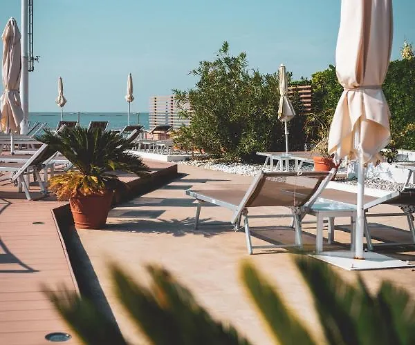 Tre Merli Beach Hotel