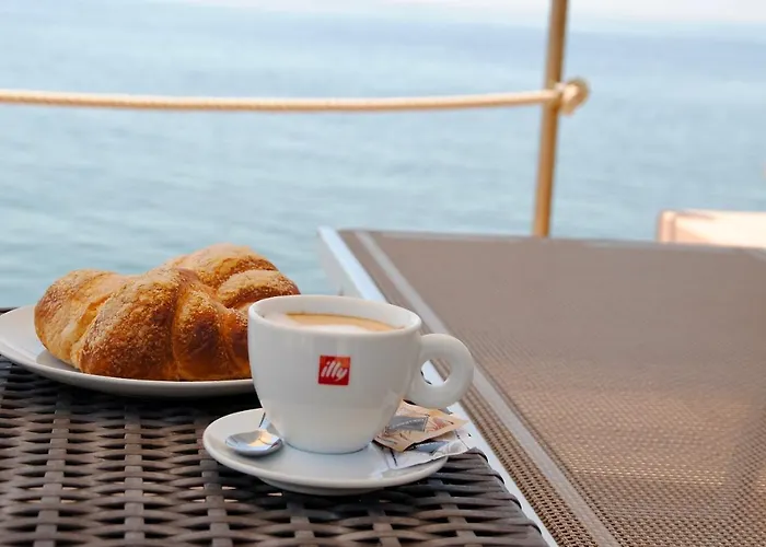 Hotel Tre Merli Beach 3*