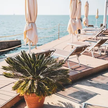 Отель Tre Merli Триест