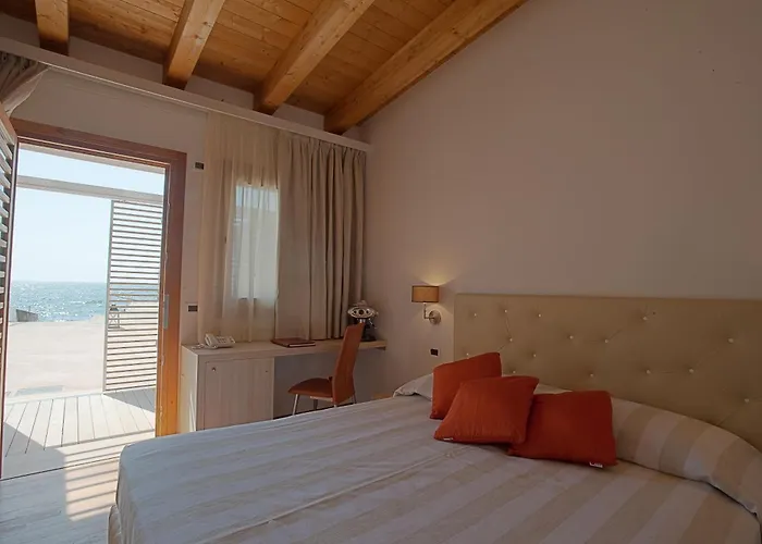 特雷梅尔利海滩酒店